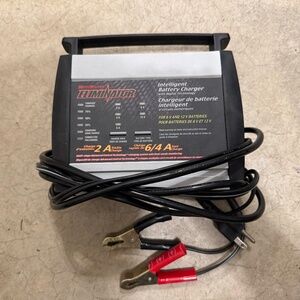 Motomaster Eliminator Car Battery Charger